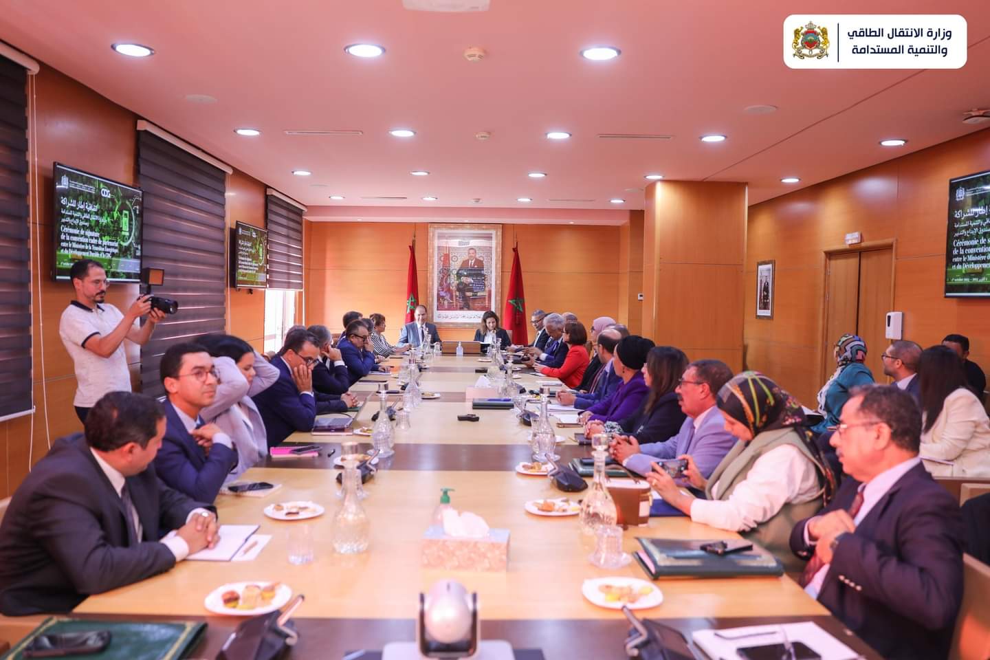 توقيع اتفاقية بين وزارة الانتقال الطاقي وصندوق الإيداع والتدبير لتسريع التحول نحو اقتصاد أخضر