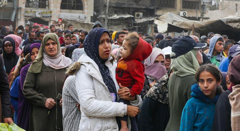 غزة..إغلاق جميع المخابز يفاقم الأزمة الإنسانية