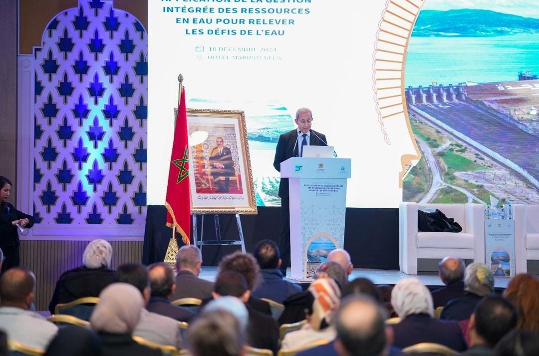 طنجة.. جلالة الملك يدعو إلى مواجهة تحديات التنمية بجهود جماعية