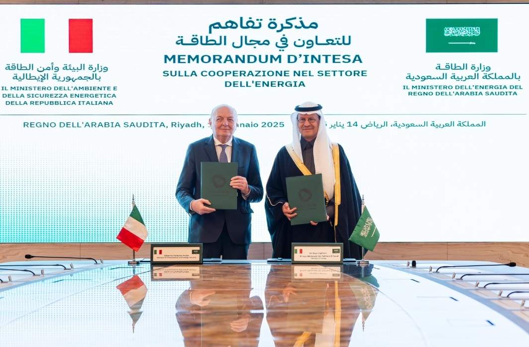 السعودية وإيطاليا توقعان اتفاقية لتعزيز التعاون في الطاقة النظيفة والهيدروجين