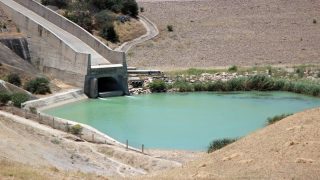مجلس الحكومة يصادق على مشروعي مرسومين يهدفان إلى تنظيم استخدام المياه وحماية منشآت جلب الماء للتغذية العمومية