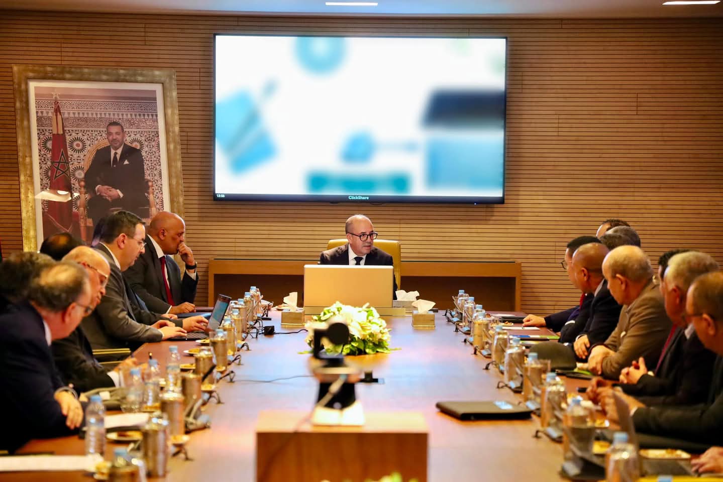 البواري يعقد اجتماعا مع مهنيي القطاع