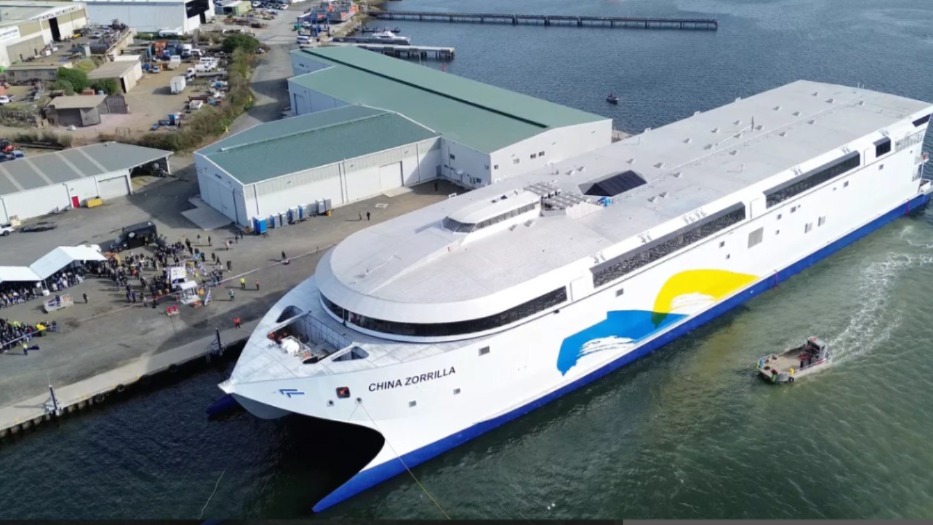 أستراليا تطلق أكبر سفينة كهربائية في العالم 