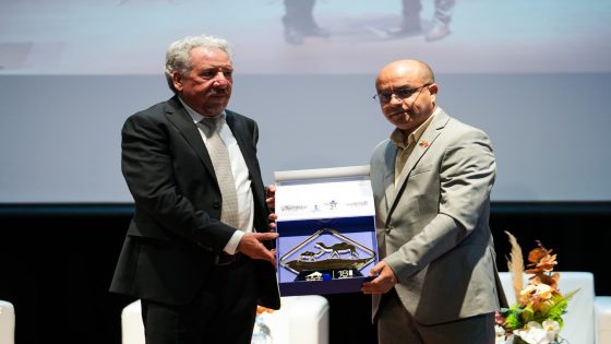 تتويج مؤسسة المغرب الأزرق بذرع الابتكار الصناعي عن "مبادرة المركب الأخضر"