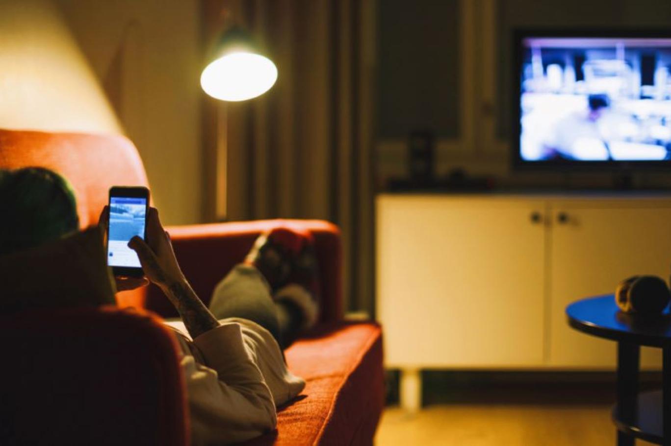 تقرير الأخبار الرقمية 2025: 78% من المغاربة يحصلون على أخبارهم من الإنترنيت