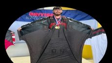 وفاة الطيار المجنح ليام بيرن أثناء قفزة حرة في جبال الألب السويسرية