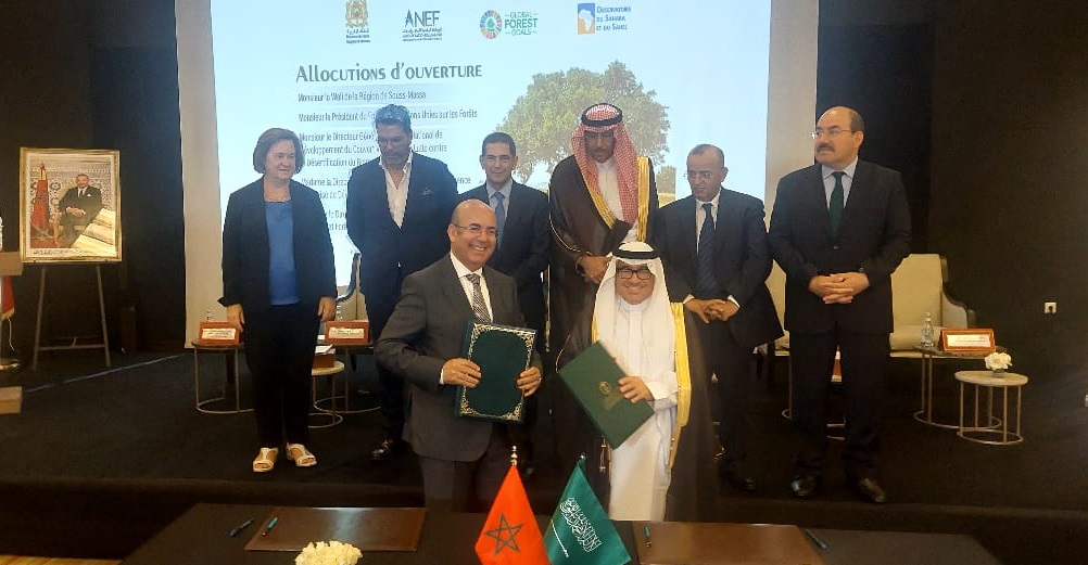 المغرب والسعودية يوقعان مذكرة تفاهم لمكافحة التصحر  