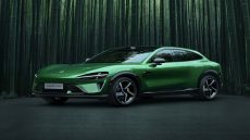 شاومي تفاجئ العالم: 300 ألف طلب مسبق في ساعة واحدة على سيارة كهربائية