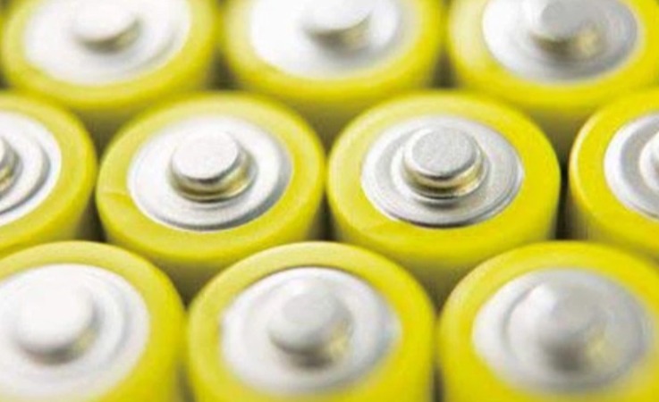 الصين تطور بطارية ليثيوم لا تحترق