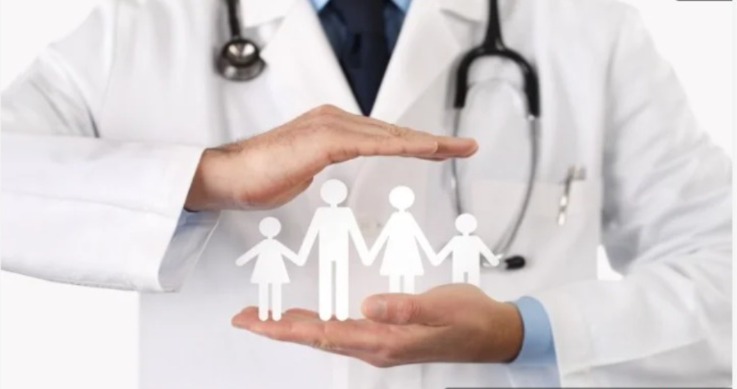 تعديلات التأمين الصحي: توحيد التدبير ورفع سن استفادة الأبناء إلى 30 سنة