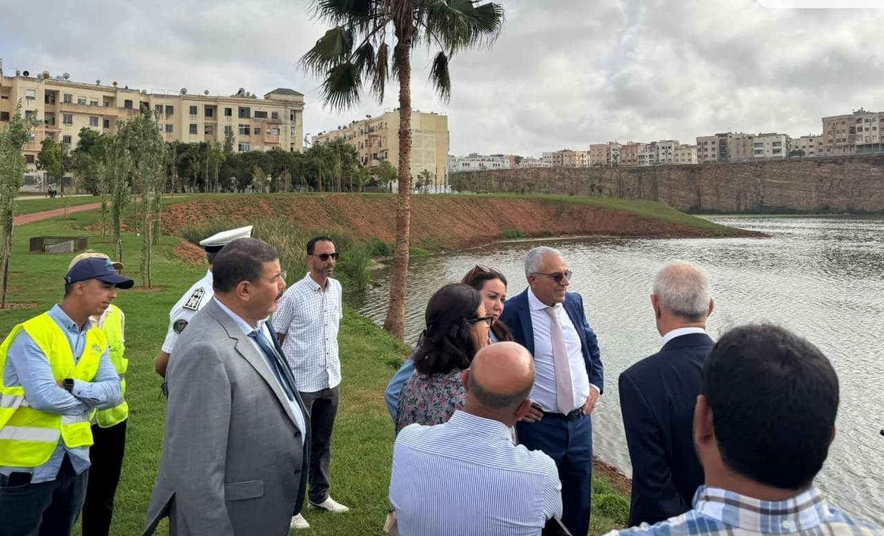 الوالي مهيدية يتفقد مشروع تهيئة بحيرة الألفة