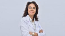 جِنان الزواقي أول مغربية وإفريقية تنضم للأكاديمية الإيبيرو-أمريكية للصيدلة