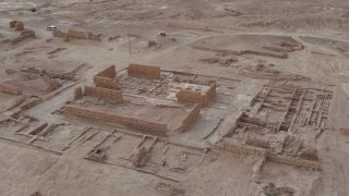 سجلماسة: اكتشاف أقدم مسجد وأعرق ورشة نقدية بالمغرب