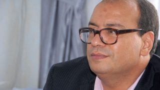 تتويج حسن نجمي بجائزة ابن عربي الدولية للأدب في إسبانيا