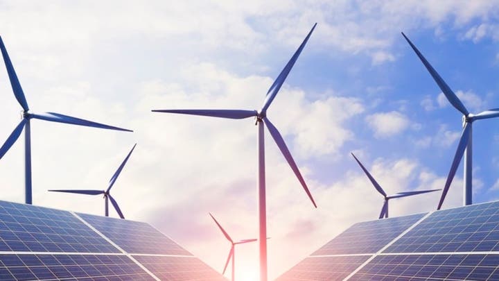 مصر تعزز استثماراتها في قطاع الكهرباء والطاقة المتجددة 