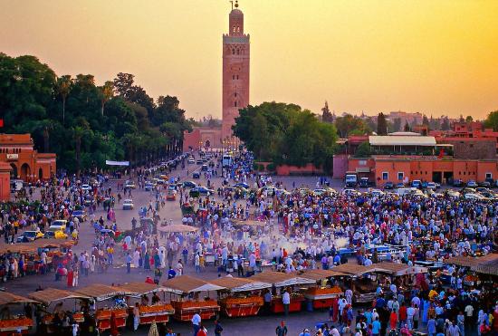 وكالة أسوشيتد بريس تسلط الضوء على دينامية القطاع السياحي بمراكش