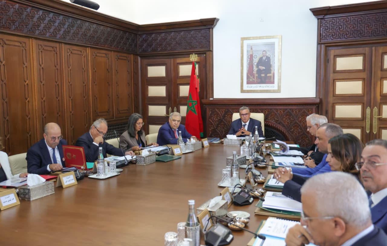 ورش الإعمار يتسارع: أخنوش يقف على تقدم برنامج إعادة بناء وتأهيل مناطق الحوز