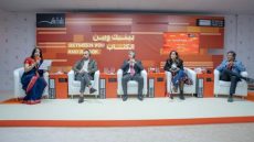 تحت شعار “بينك وبين الكتاب”.. الشارقة تحتفي بعلاقة الإنسان بالكلمة