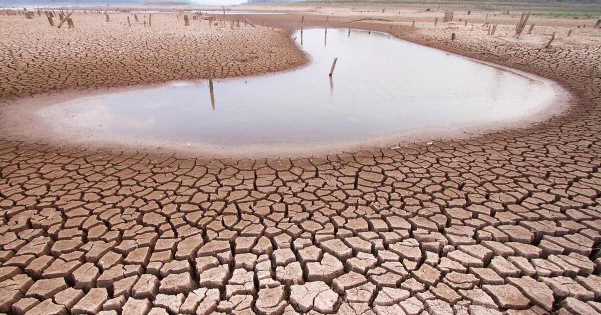 طهران تُقنّن المياه وسط جفاف تاريخي يهدد العاصمة