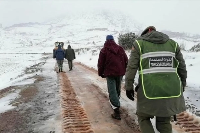 بني ملال حنيفرة .. السلطات تستعد لمواجهة موجة البرد وحماية سكان المناطق الجبلية