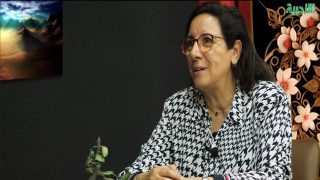 معرض الشارقة .. حورية الخمليشي تؤكد أن الشعر الأندلسي مازال نابضا بقيم الحب والتعايش والجمال الإنساني