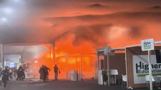إخلاء مقر كوب30 بعد اندلاع حريق في منطقة الأجنحة الوطنية