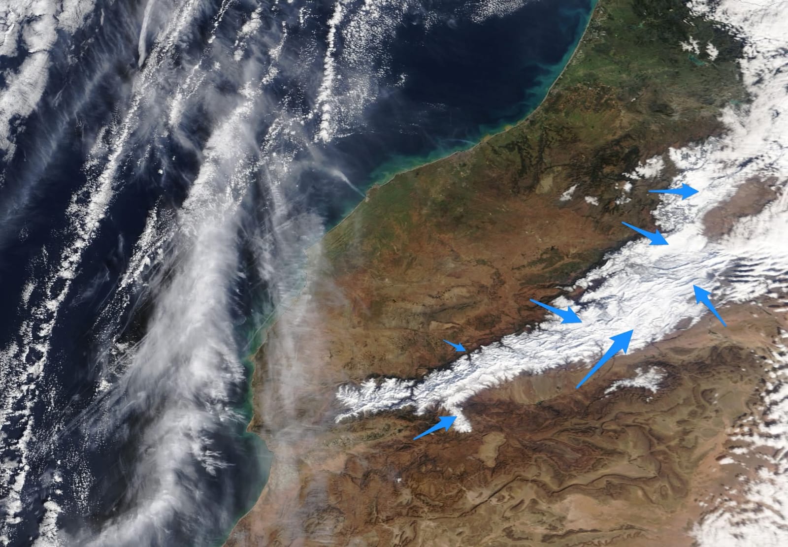 سُمك الثلوج بالمغرب.. 123 سم في ظرف 24 ساعة