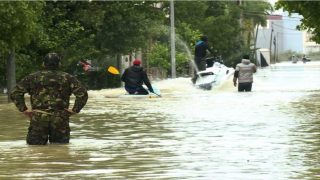 حقوقيون يطالبون بإعلان القصر الكبير وآسفي وأجزاء من الغرب مناطق منكوبة