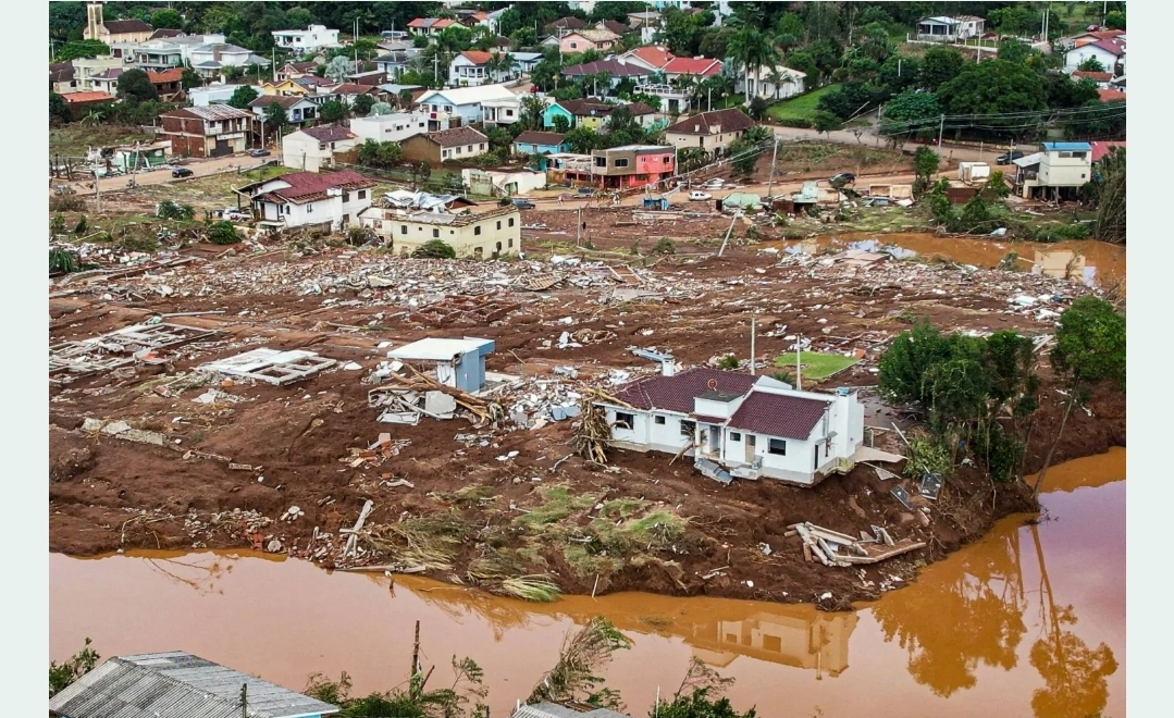 فيضانات البرازيل تكشف هشاشة العالم أمام الطقس المتطرف