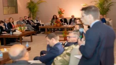 سيام ..أحمد البواري وآني جينيفارد يؤكدان إعطاء دفعة جديدة للشراكة في مجالات الإنتاج والبحث والتكوين